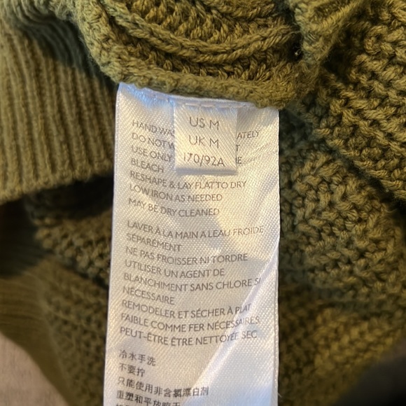 Sweater - Picture 8 of 10